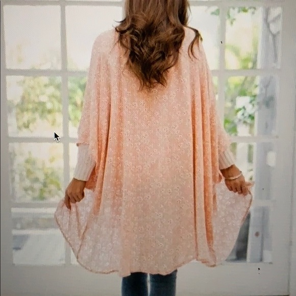 Symbology Pink Kimono from Causebox - Picture 4 of 4